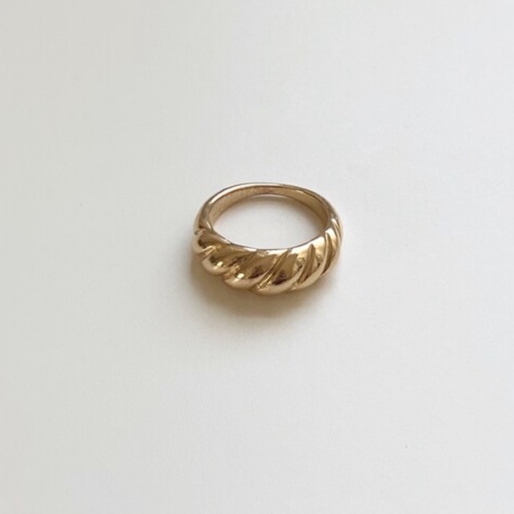Maison de jovel ines croissant gold ring - Picture 2 of 3